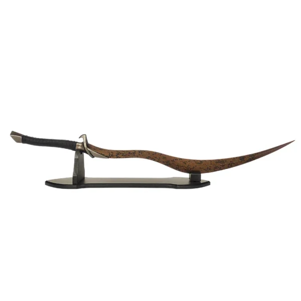 Elden Ring Bloodhound’s Fang Sword Metal Replica – 33" Collectible with Stand